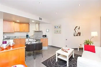 Hotel Ainb B&B Eixample-Muntaner Barcelona