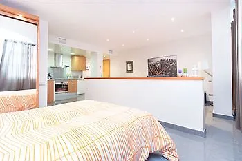 Ainb B&B Eixample-Muntaner Barcelona Hotel