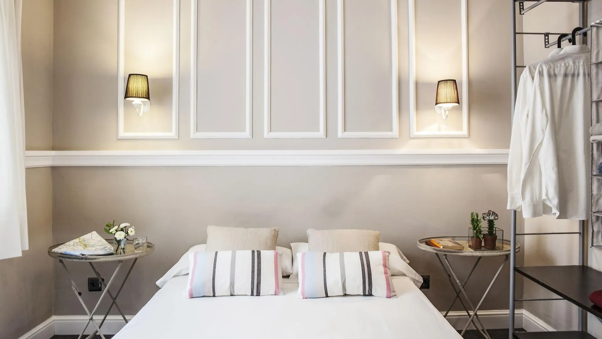 Ainb B&B Eixample-Muntaner Barcelona 2*,