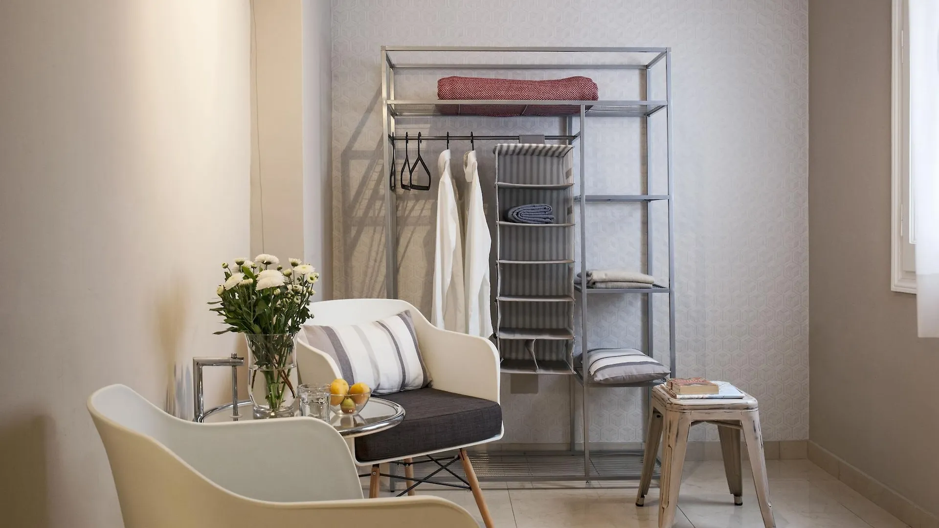 Hotel Ainb B&B Eixample-Muntaner Barcelona