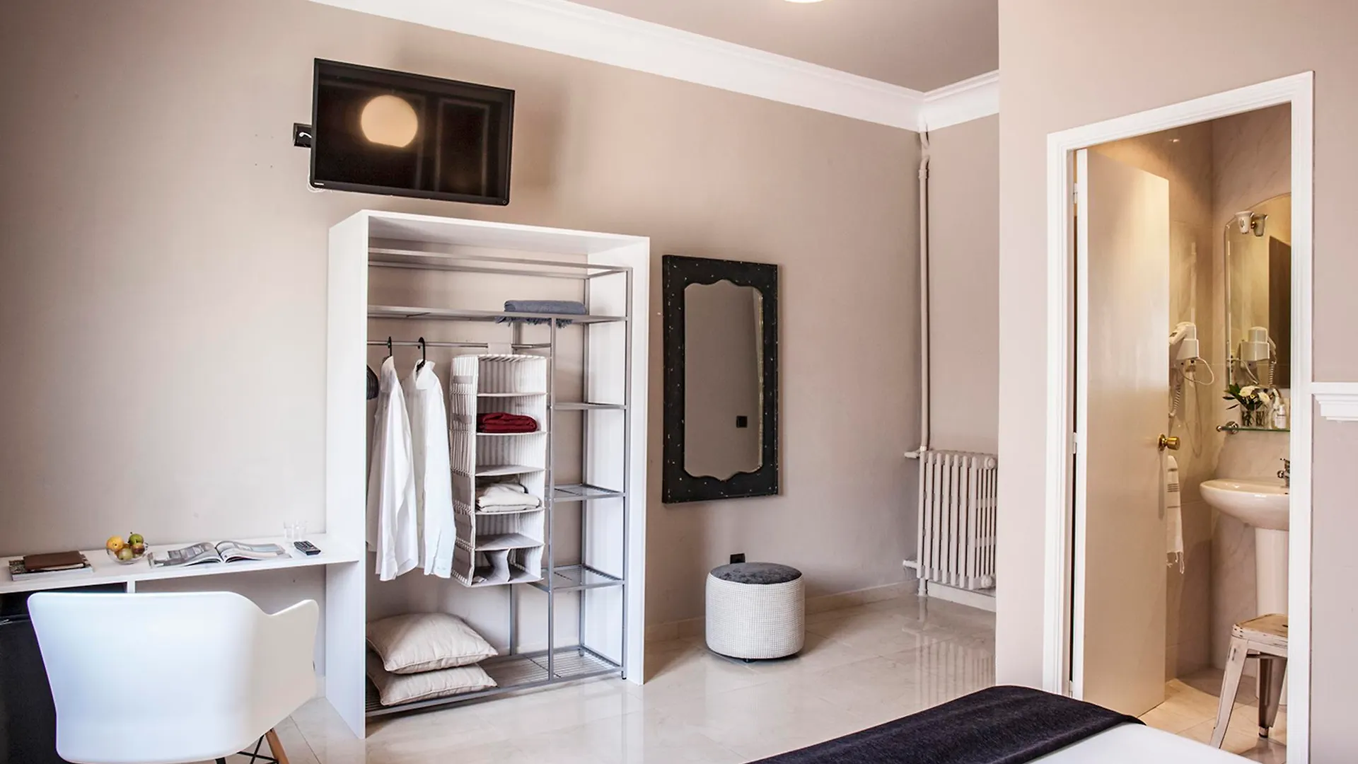 Ainb B&B Eixample-Muntaner Barcelona